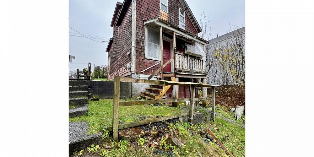 518 W 7TH AVENUE Prince Rupert Photo 3 518 W 7TH AVENUE Prince Rupert Photo 3